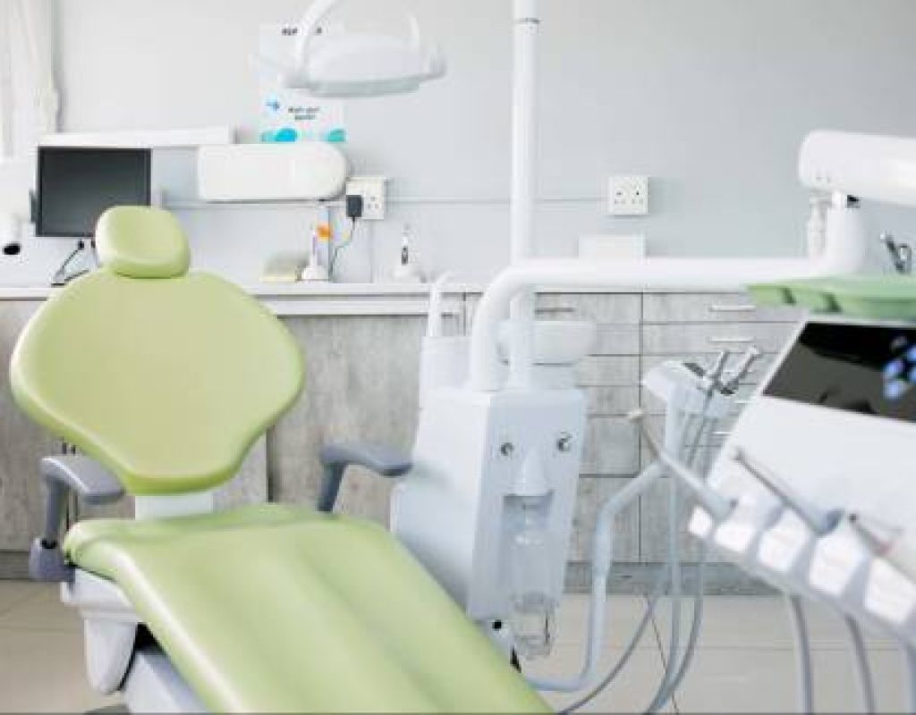 Professional oral cleaning service supporting healthy teeth and long-term dental care.